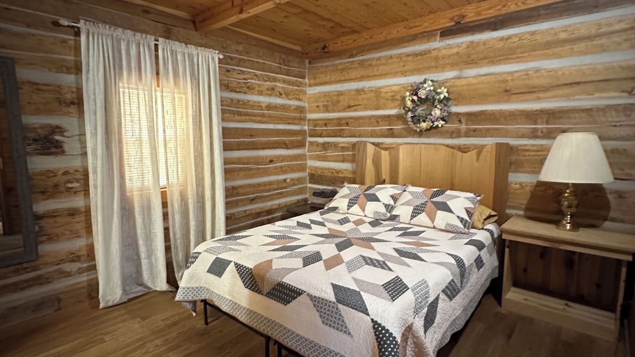 Photo of Bedroom in Cullman
