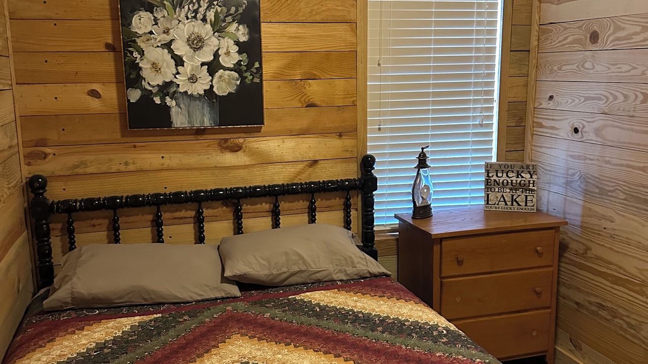 Photo of Bedroom in Cullman