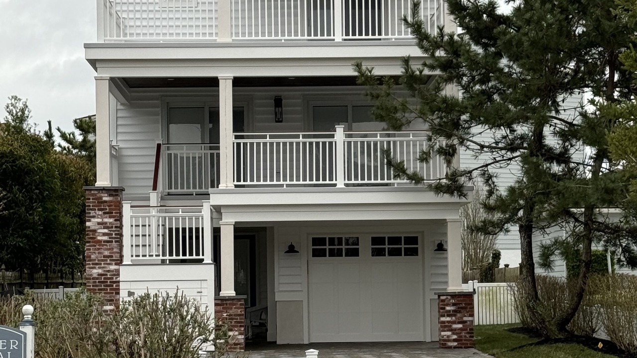 Photo of Outdoor in Admiral Estates