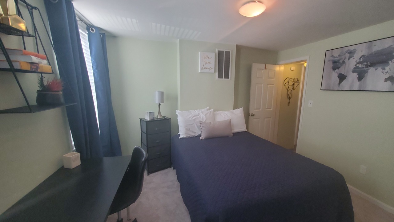Photo of Bedroom in Riverside