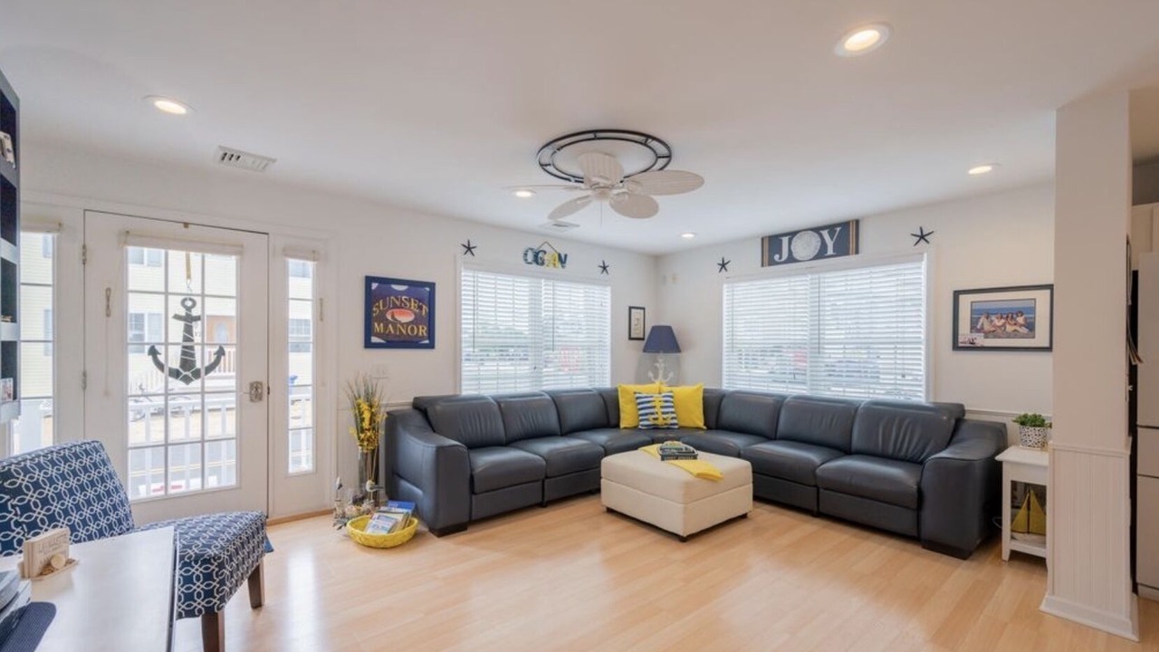 Photo of Livingroom in Dover Beaches North