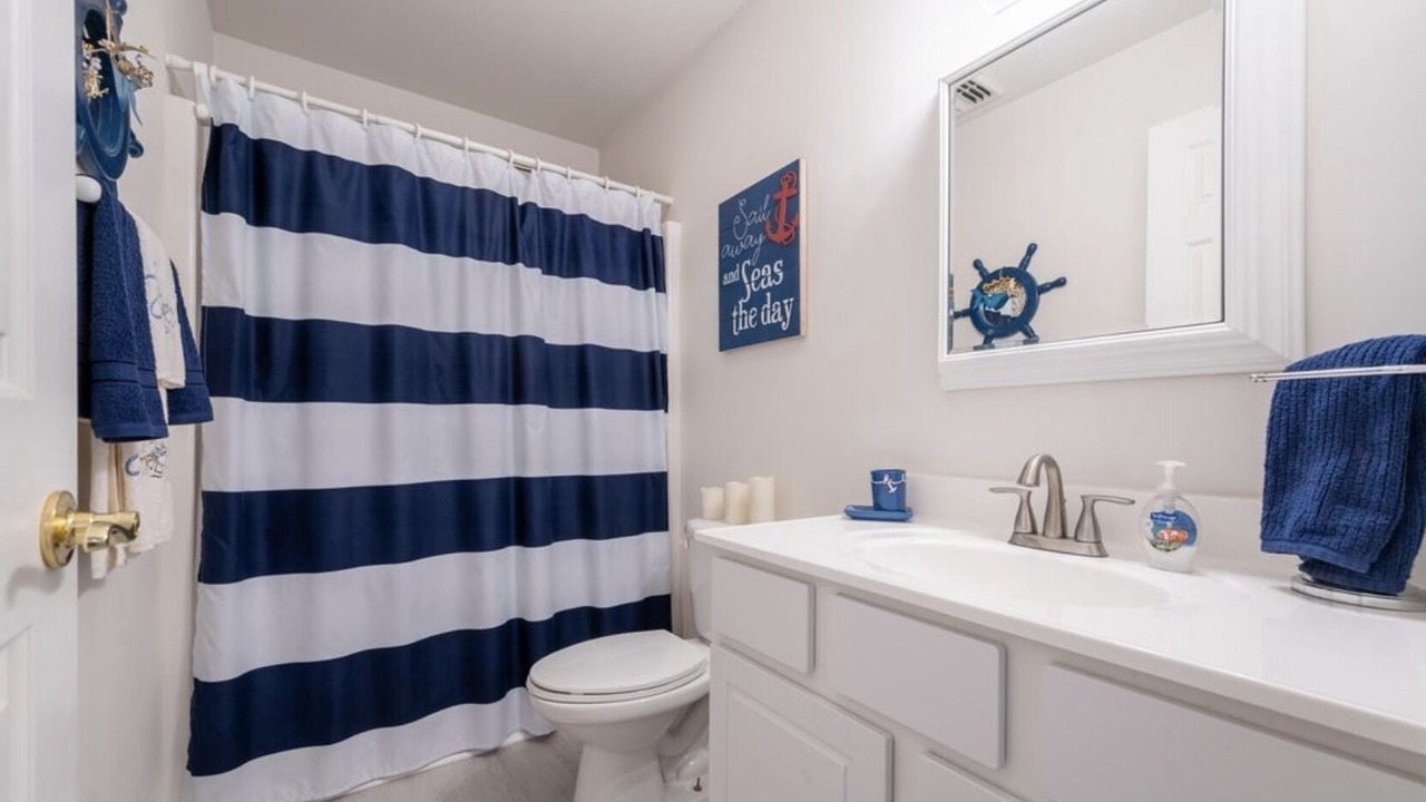 Photo of Bathroom in Dover Beaches North