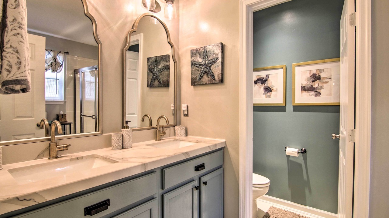 Photo of Bathroom in Ocean View