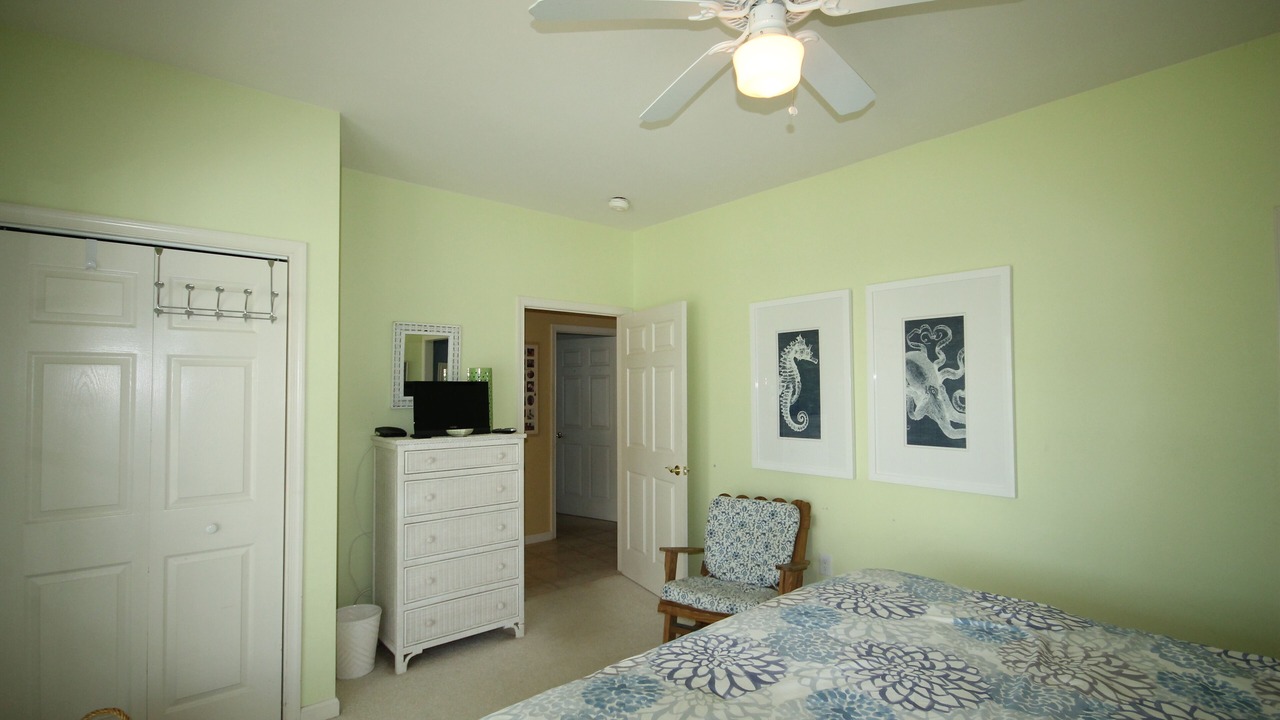 Photo of Bedroom in Admiral Estates