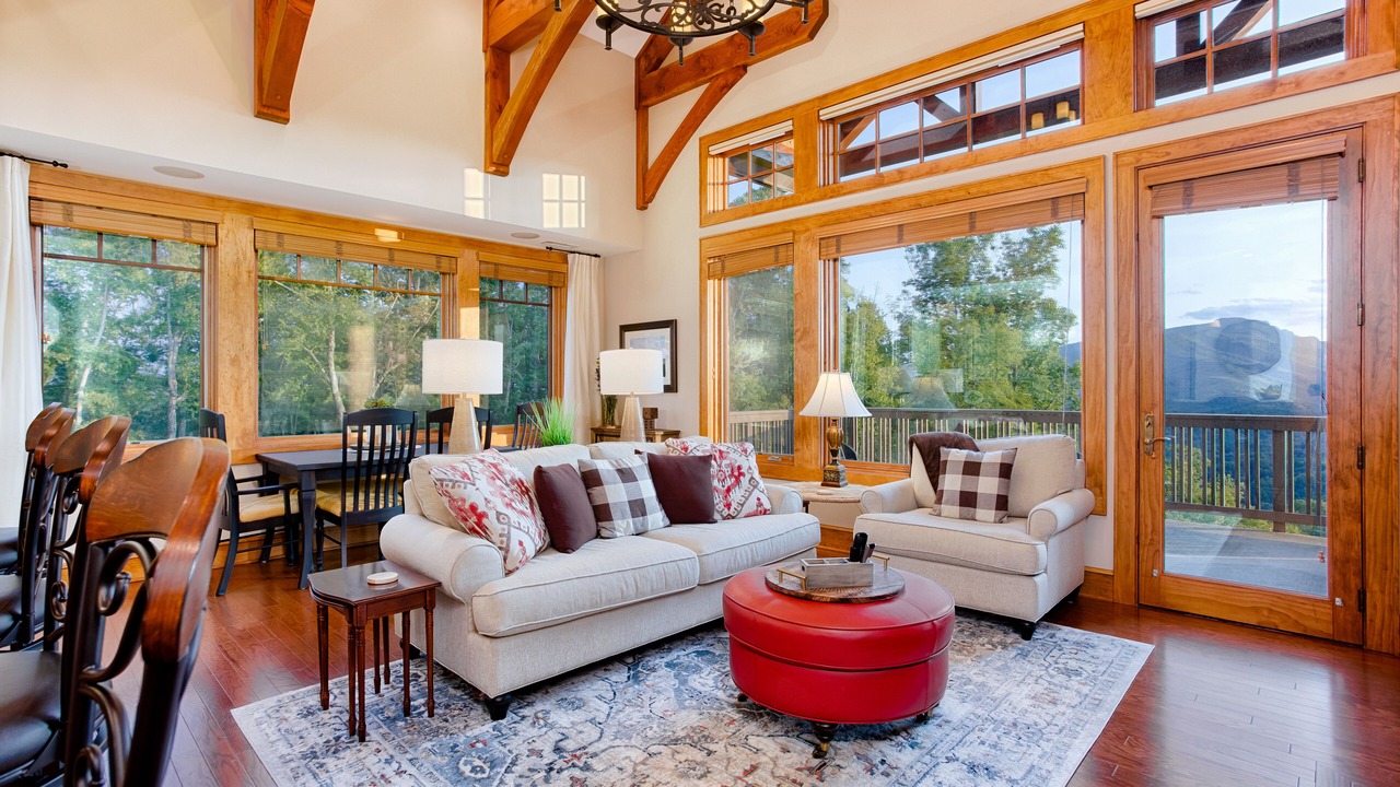Photo of Livingroom in Boone