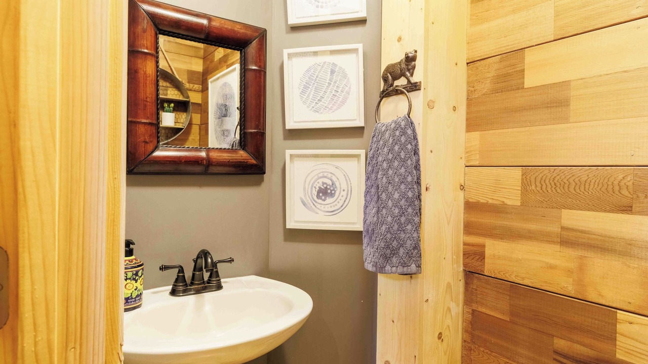 Photo of Bathroom in Mentone