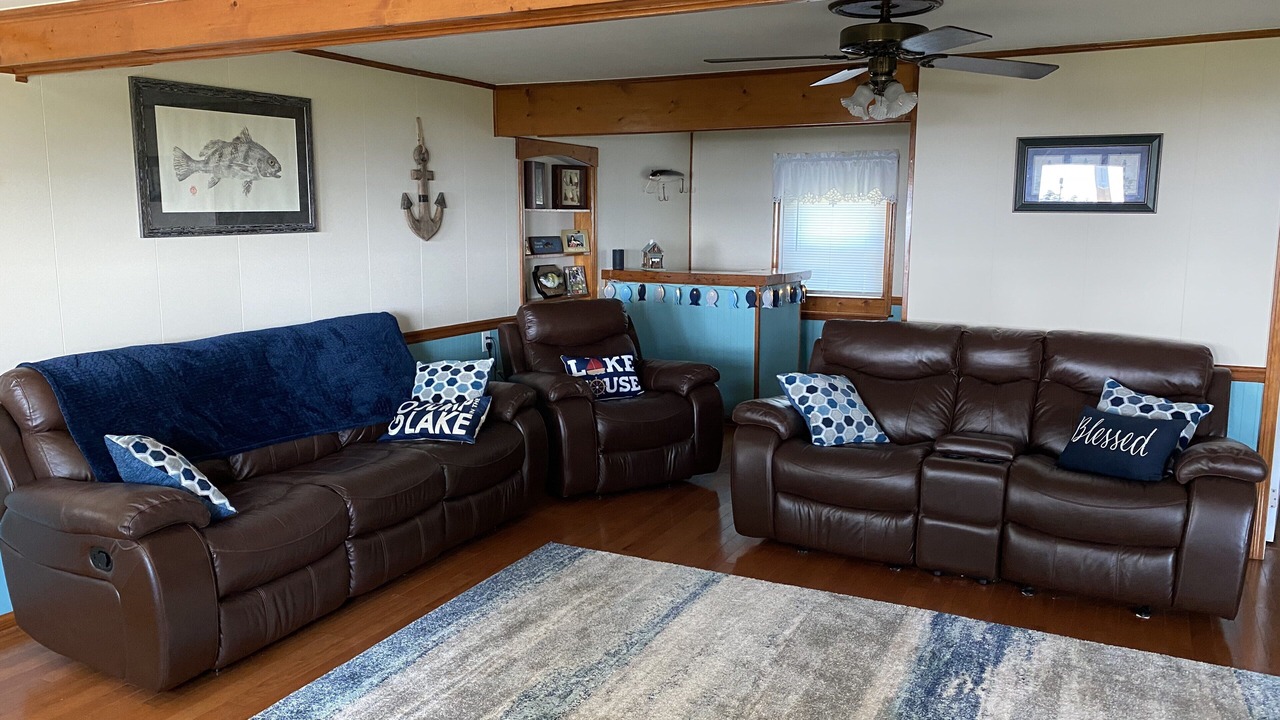 Photo of Livingroom in Russellville