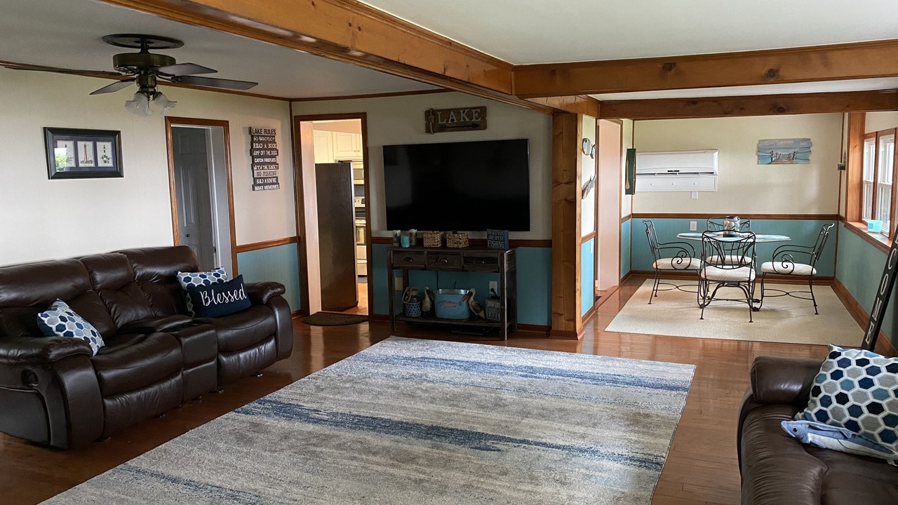 Photo of Livingroom in Russellville