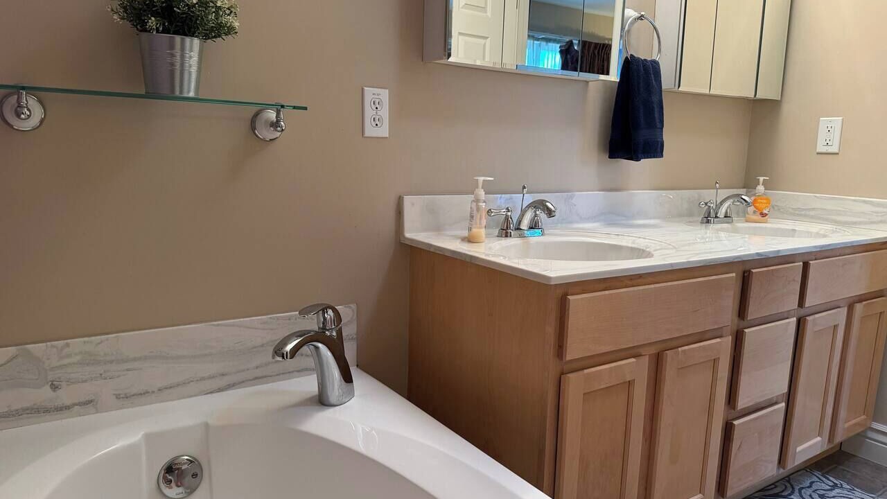 Photo of Bathroom in The Gate