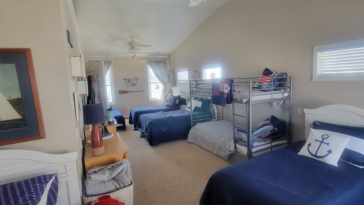 Photo of Bedroom in Ortley Beach