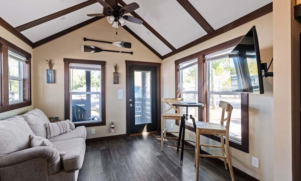 Photo of Livingroom in Gadsden