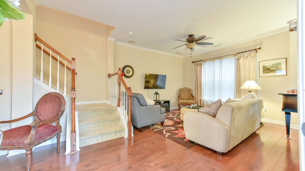 Photo of Livingroom in Chapel Hill