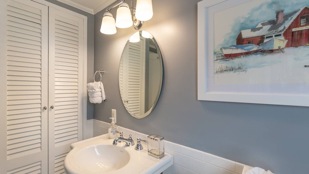 Photo of Bathroom in Historic District