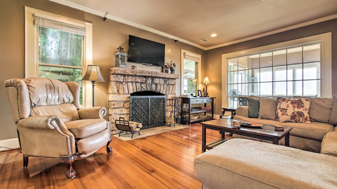 Photo of Bedroom in Menlo