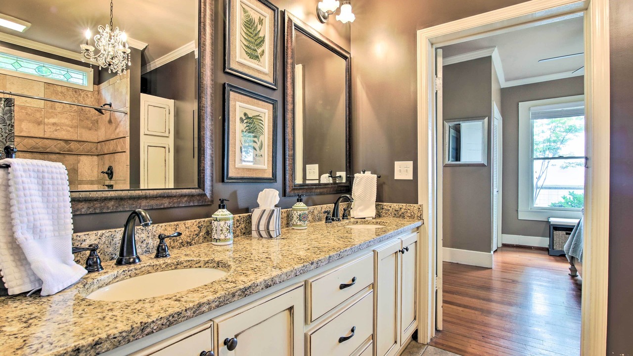 Photo of Bathroom in Menlo