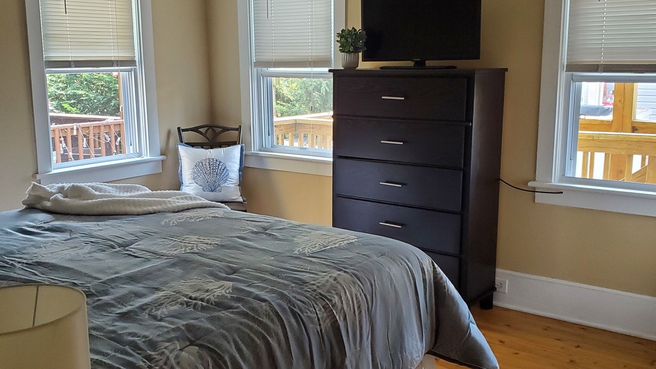 Photo of Bedroom in Ventnor City