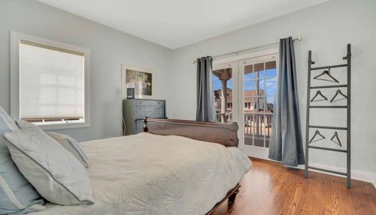 Photo of Bedroom in Ortley Beach