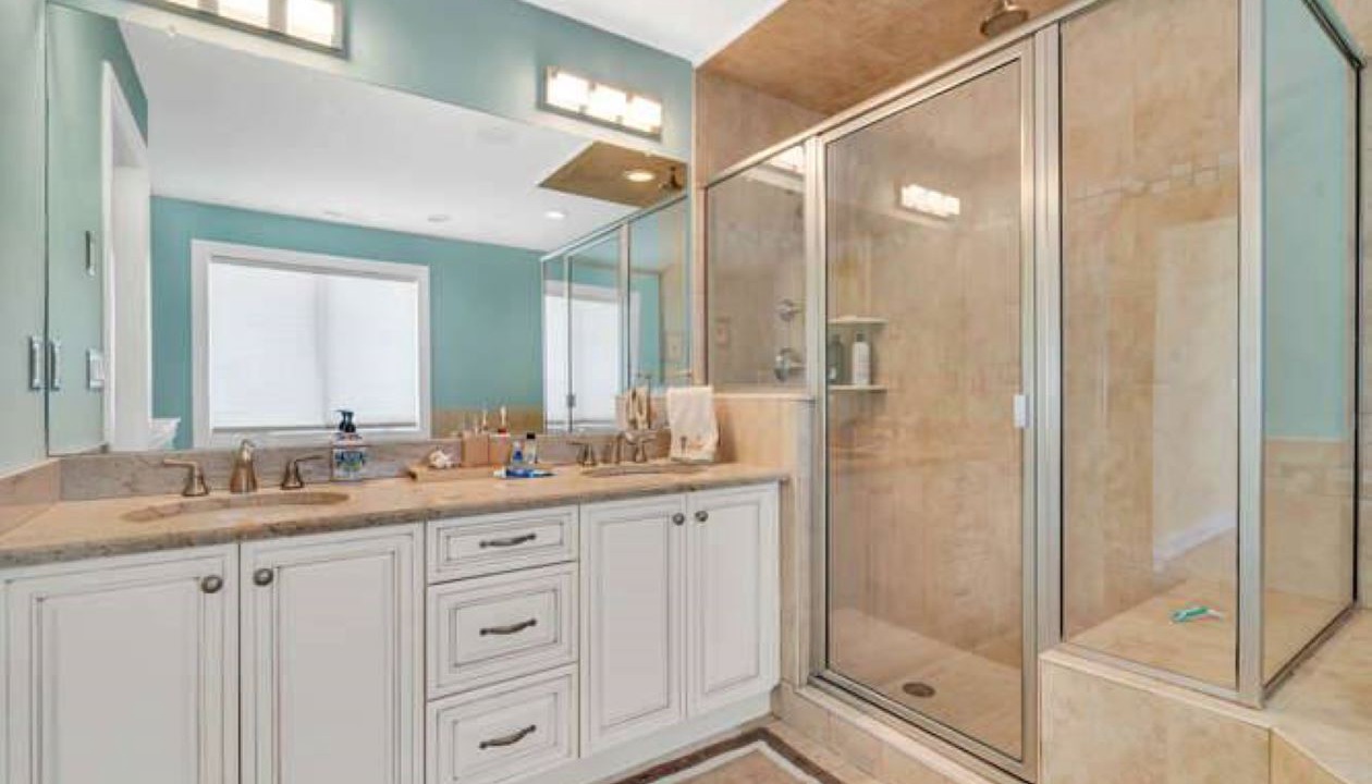 Photo of Bathroom in Ortley Beach