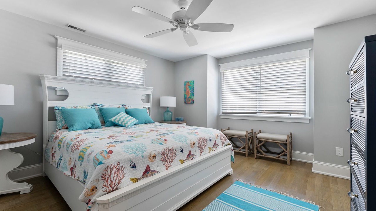 Photo of Bedroom in Avalon