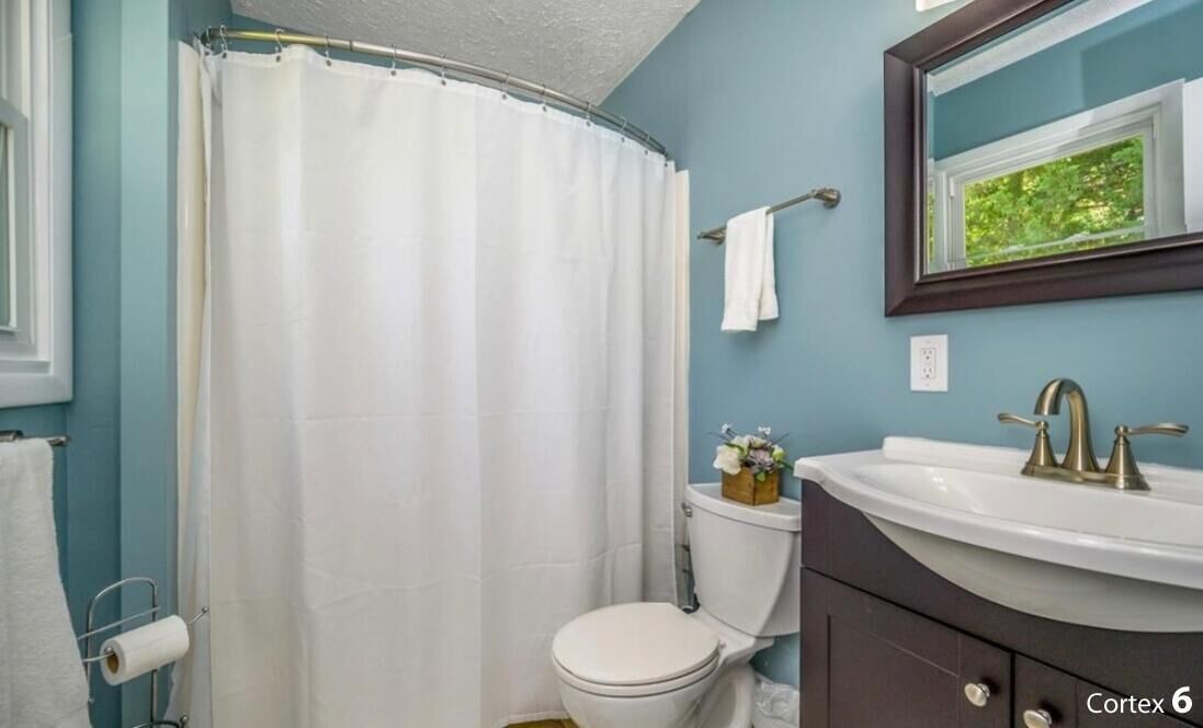 Photo of Bathroom in Locust Grove