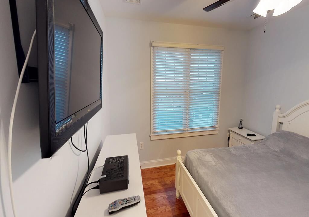 Photo of Bedroom in Ortley Beach