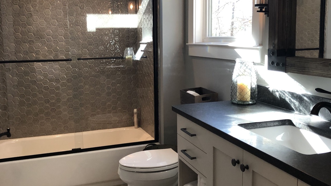 Photo of Bathroom in Dadeville