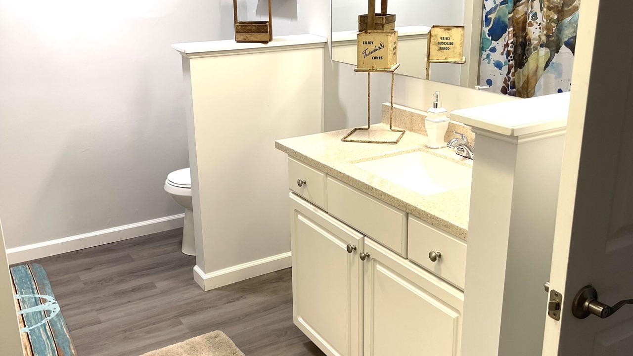 Photo of Bathroom in Caine Woods