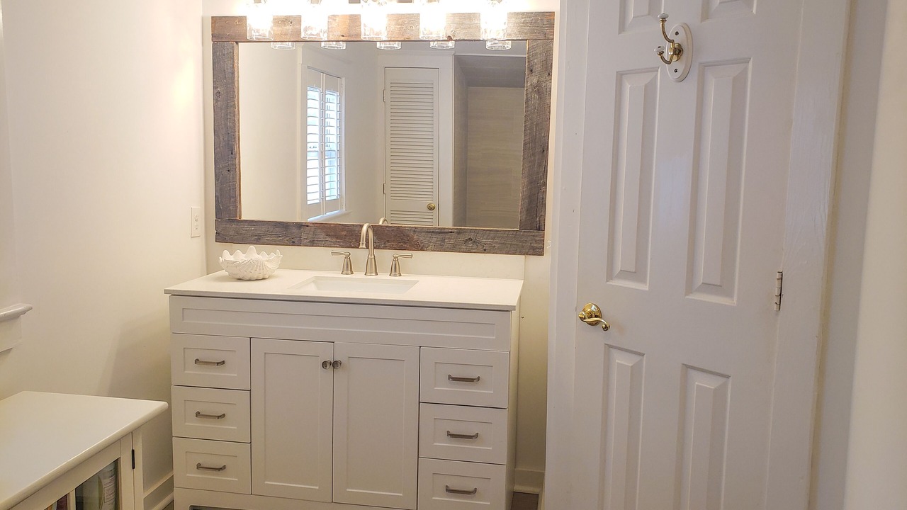Photo of Bathroom in Colonial Beach