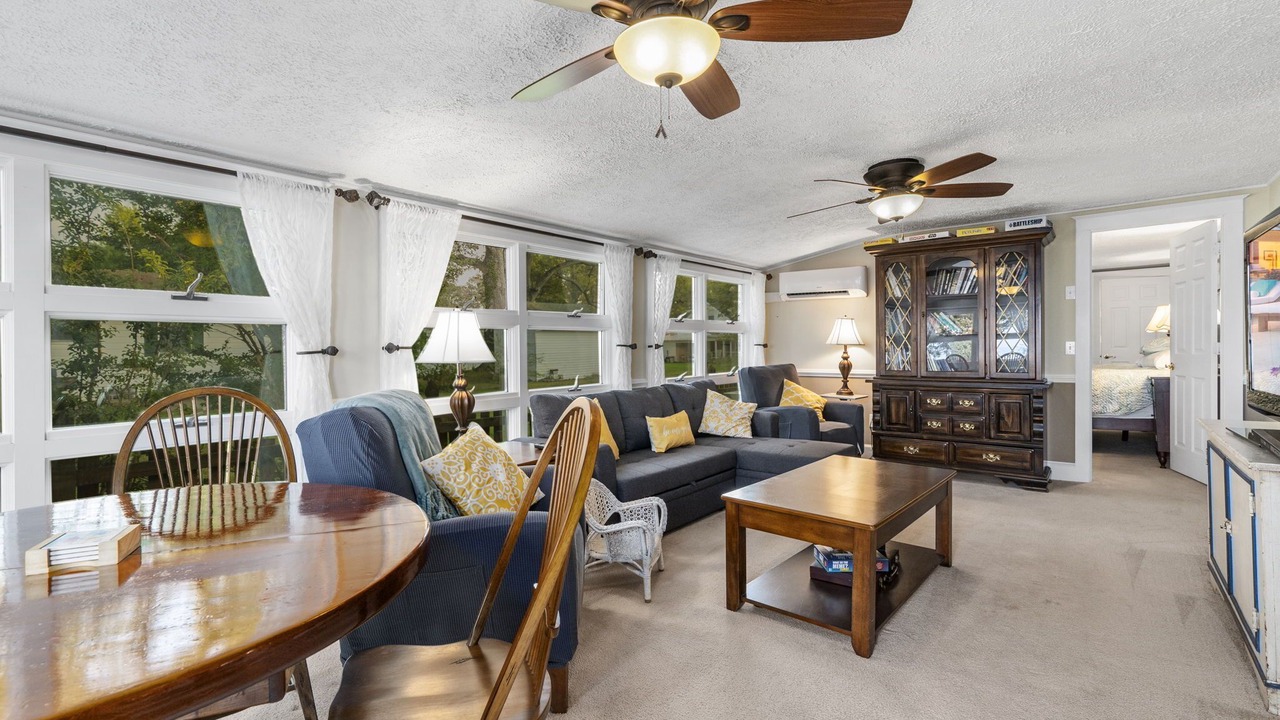 Photo of Bedroom in Colonial Beach