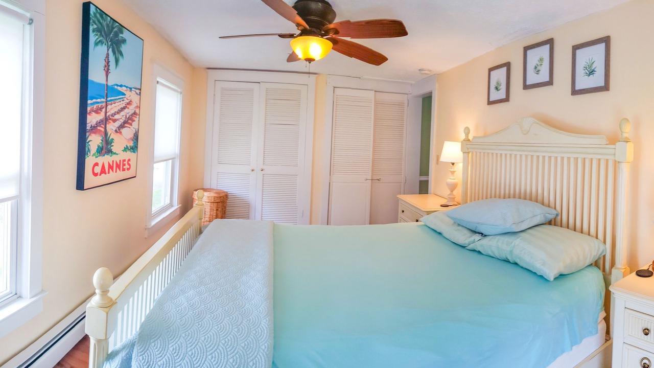Photo of Bathroom in Colonial Beach