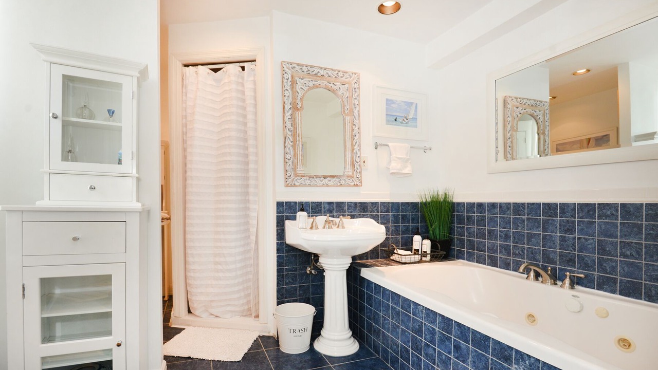 Photo of Bathroom in Asbury Park