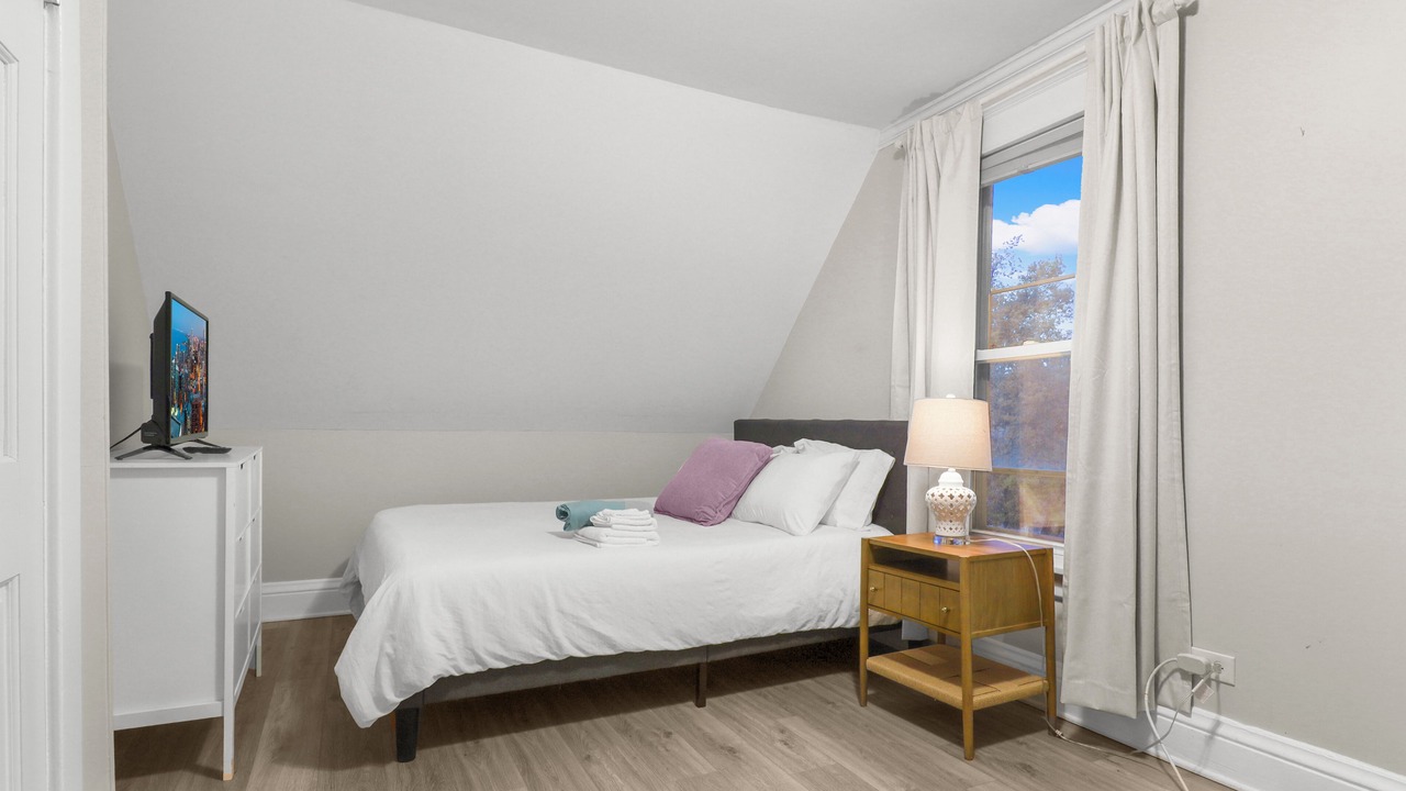 Photo of Bedroom in Libertyville