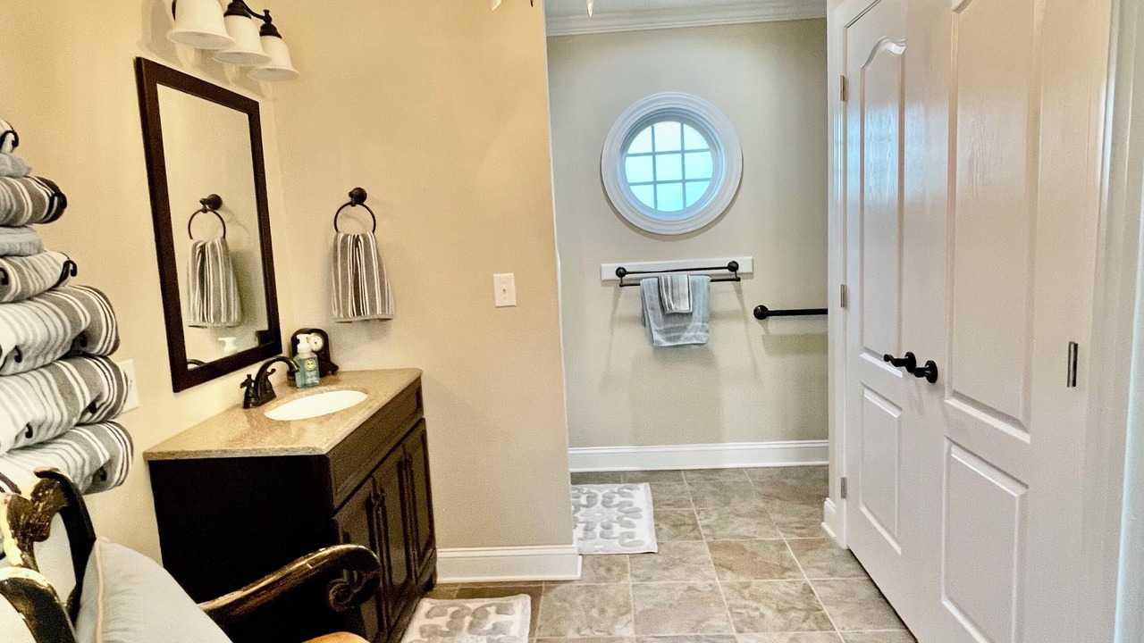 Photo of Bathroom in Cordova