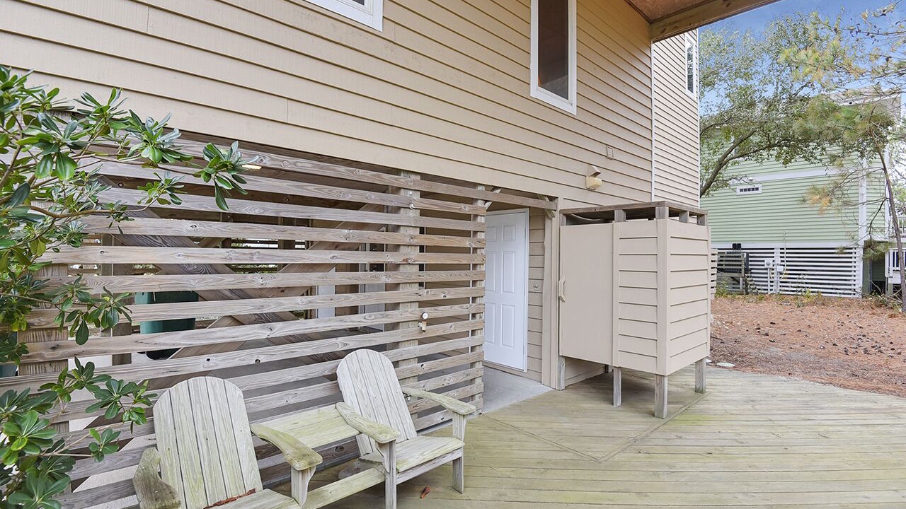 Photo of Patio Balcony in Corolla Light