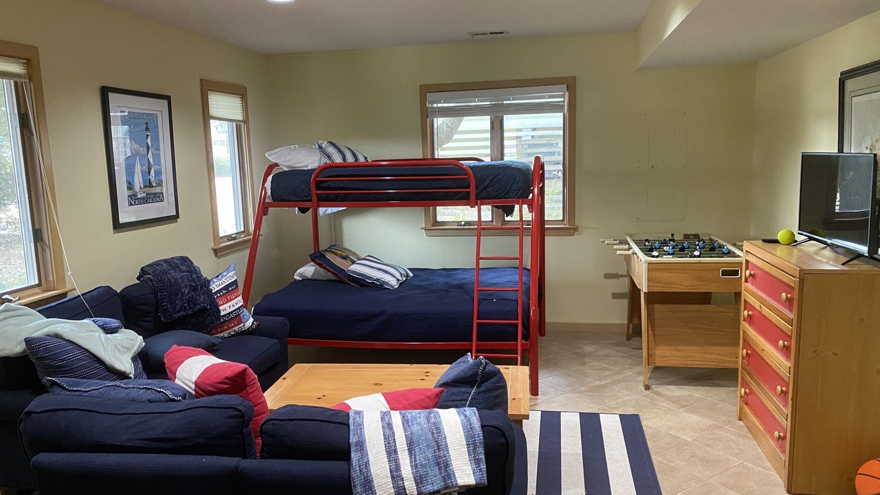 Photo of Bedroom in Corolla Light