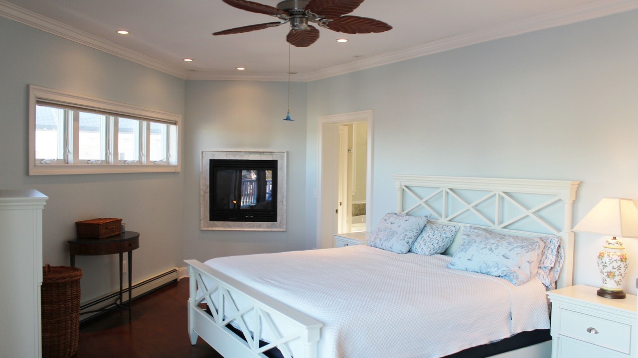 Photo of Bedroom in High Bar Harbor