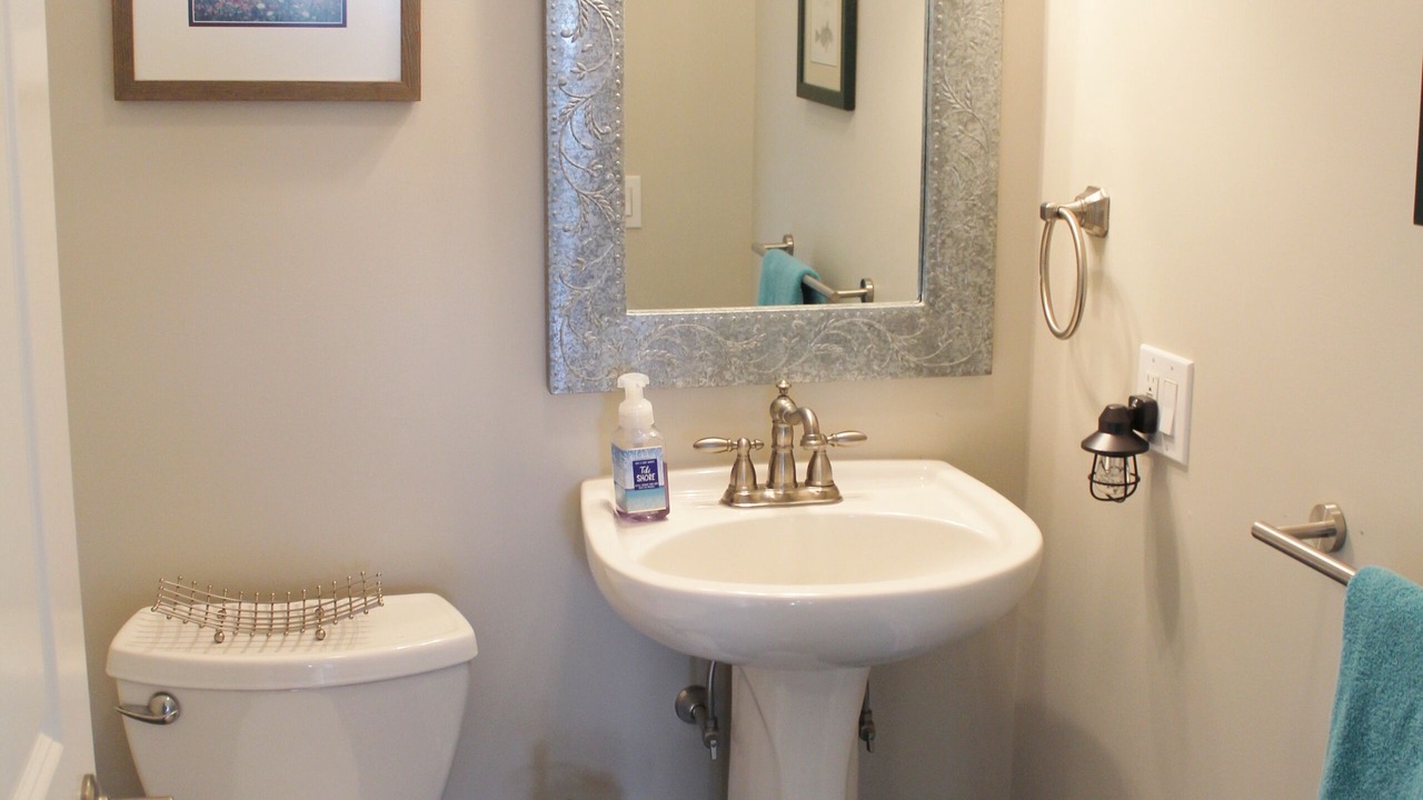 Photo of Bathroom in High Bar Harbor