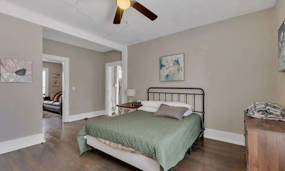 Photo of Bedroom in Lenoir City