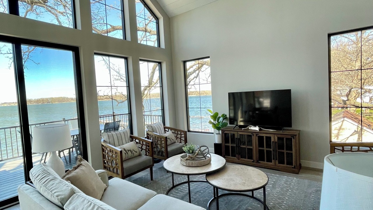 Photo of Livingroom in Ventura