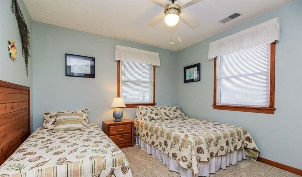 Photo of Bedroom in Corolla