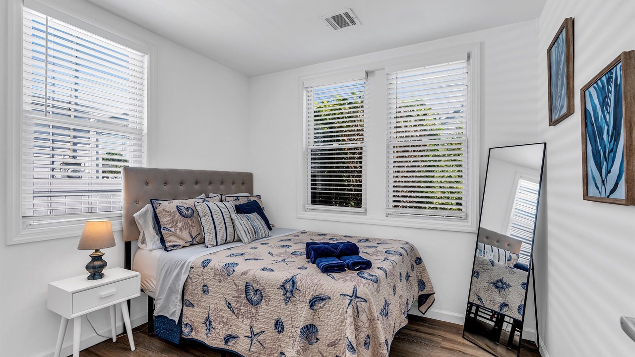 Photo of Bedroom in Wall