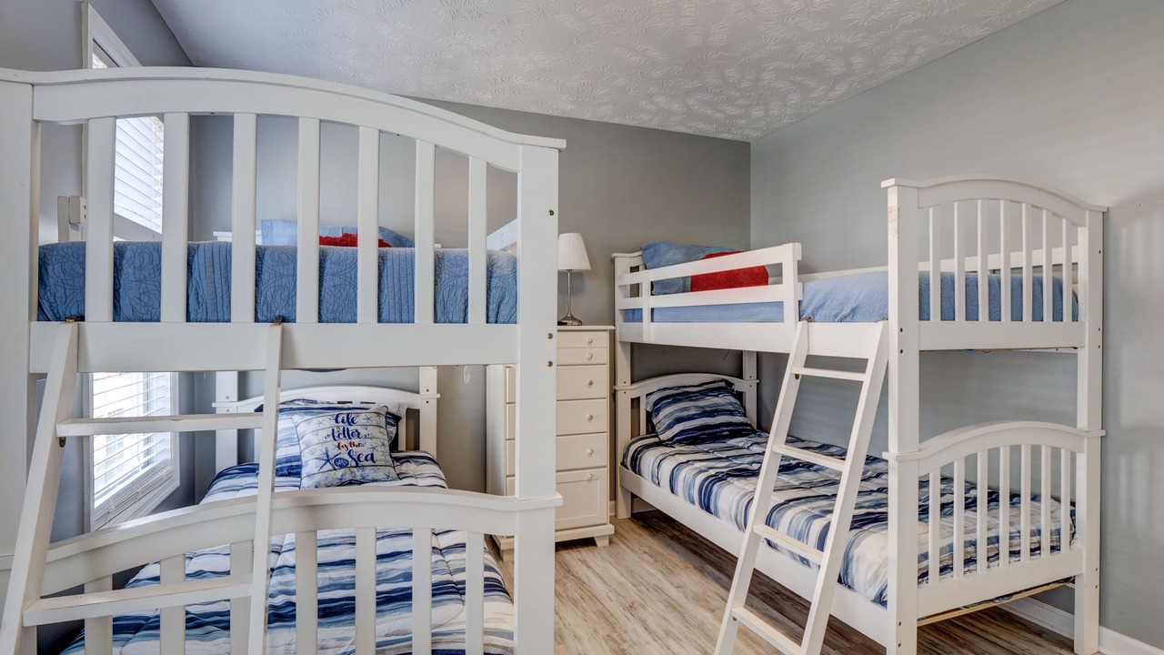 Photo of Bedroom in Surf City