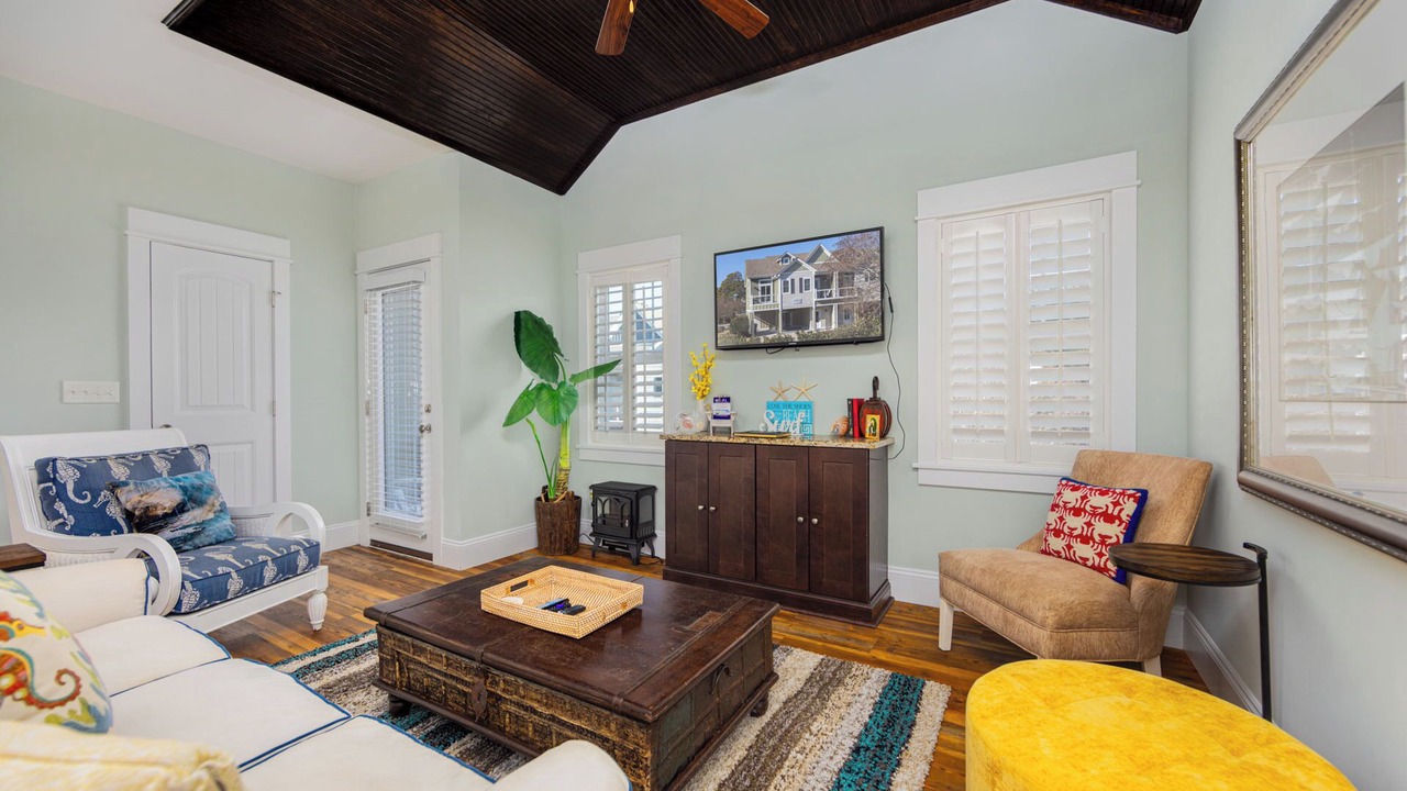Photo of Livingroom in Corolla Light