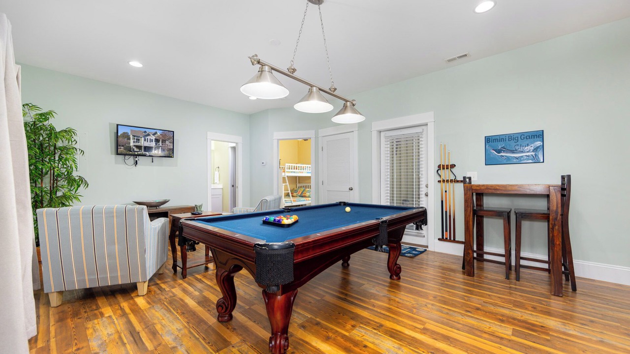 Photo of Bedroom in Corolla Light