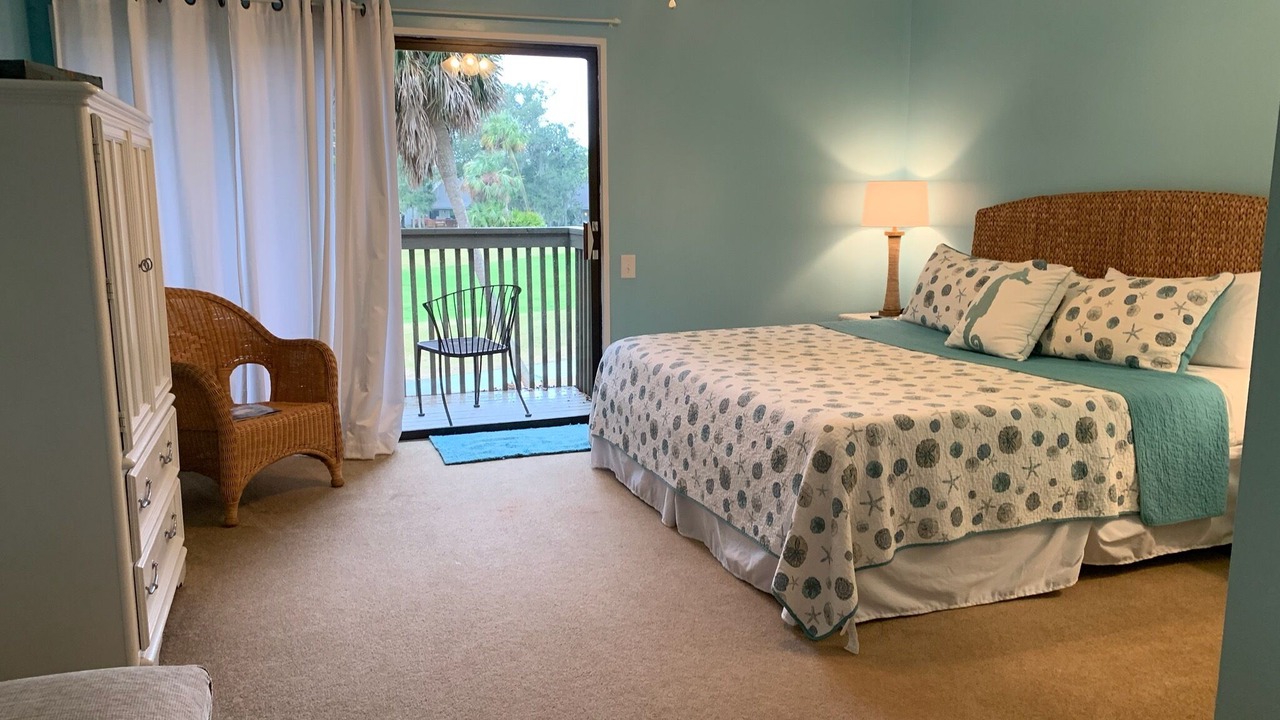 Photo of Bedroom in Palmetto Dunes