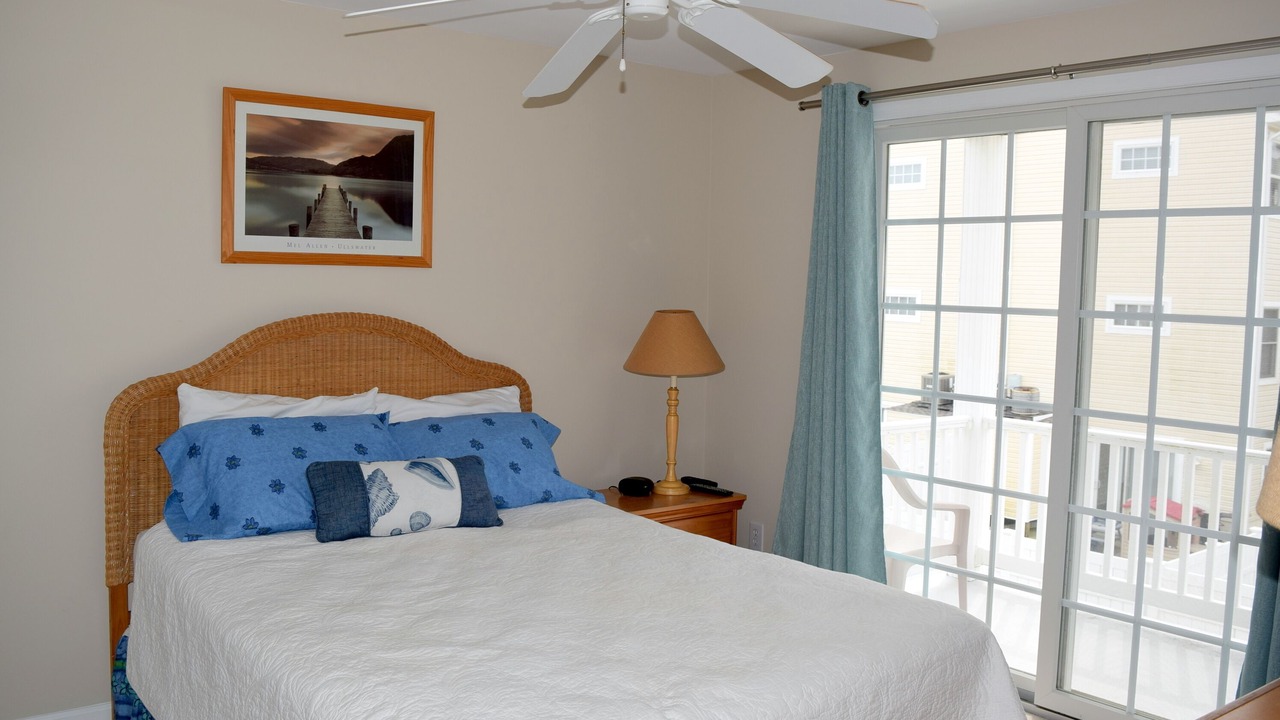 Photo of Bedroom in Townsend's Inlet