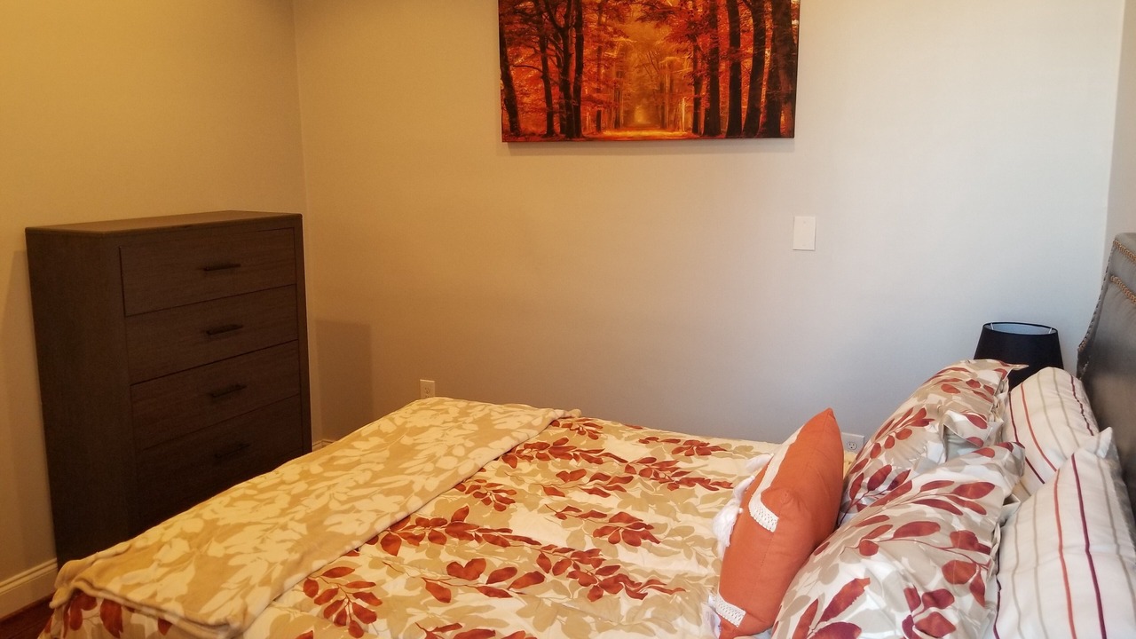 Photo of Bedroom in Downtown Baltimore