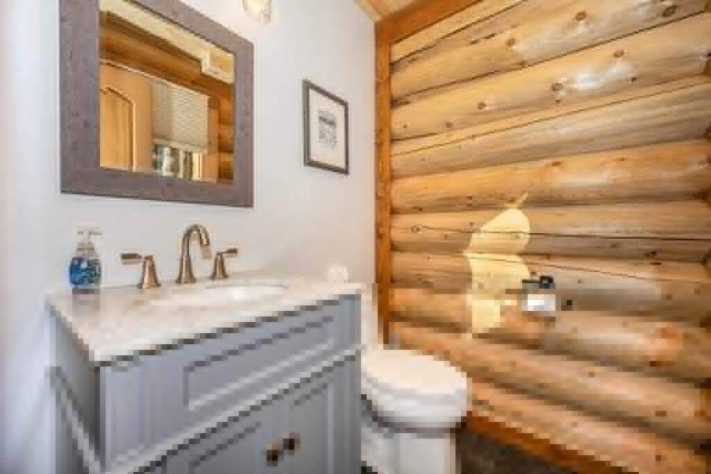 Photo of Bathroom in Dickerson