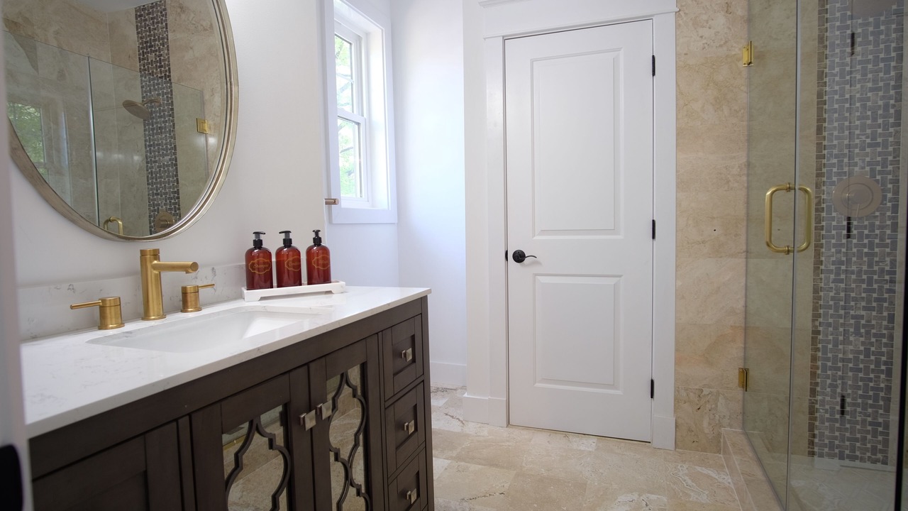 Photo of Bathroom in Arlington