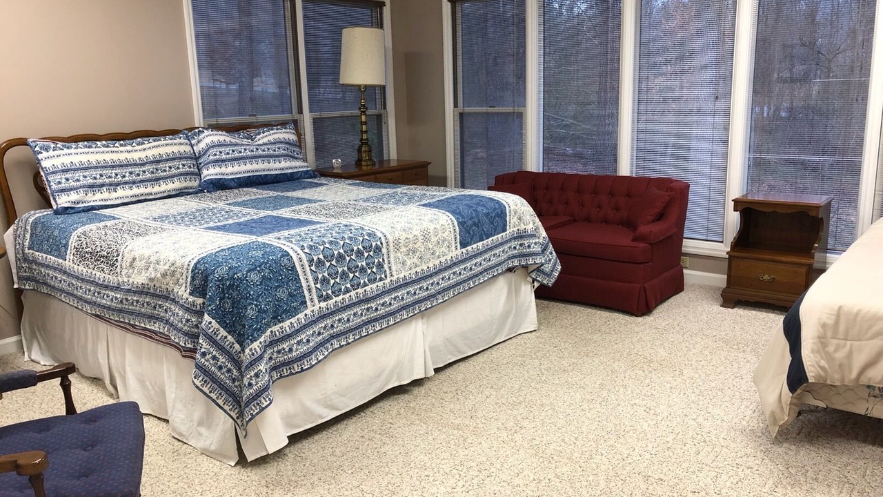 Photo of Bedroom in Guntersville